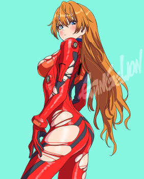 Rule 34 | 1girl, aqua background, ass, blue eyes, blush, bodysuit, breasts, commentary, cowboy shot, curvy, from side, hair down, highres, huge ass, long hair, looking at viewer, mecha pilot suit, medium breasts, neon genesis evangelion, orange hair, plugsuit (evangelion), red bodysuit, shiny skin, solo, souryuu asuka langley, standing, torn bodysuit, torn clothes, tsundere, wide hips, yamashita shun'ya