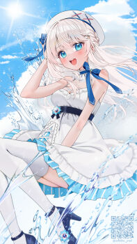 1girl bare_shoulders belt beret black_belt blue_bow blue_eyes blue_sky blurry blurry_foreground bow breasts cleavage commission dress floating_hair hand_in_own_hair hat high_heels highres indie_virtual_youtuber long_hair looking_at_viewer medium_breasts nagino_mashiro open_mouth skeb_commission sky sunlight thighhighs thighs virtual_youtuber water white_dress white_hair white_thighhighs yuuyu_(moco20111115)