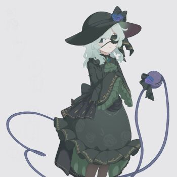 Rule 34 | 1girl, absurdres, black hat, closed mouth, dress, eyepatch, floral print, flower, green dress, green hair, grey background, hat, hat flower, highres, komeiji koishi, komeiji koishi (heartless swamp lady), long sleeves, looking at viewer, medium hair, pulegiummint, purple flower, purple rose, rose, rose print, simple background, solo, third eye, touhou, touhou lostword, wide sleeves