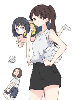 &gt;_&lt; 3girls akebi-chan_no_serafuku akebi_kao ball black_shorts blue_overalls blue_shorts brown_hair child feet_out_of_frame forehead gym_uniform holding holding_ball long_hair multiple_girls overalls playing_sports ponytail shiroshi_(denpa_eshidan) shirt short_hair short_shorts shorts sleeves_rolled_up upper_body usagihara_touko v volleyball volleyball_(object) washio_hitomi yellow_shirt