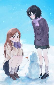 2girls black_hair black_shoes black_skirt bleach blush brown_eyes brown_hair brown_shoes coat commentary_request covering_own_mouth full_body grey_coat grey_eyes hair_between_eyes hands_in_pockets highres inoue_orihime korean_commentary kuchiki_rukia leaning_forward loafers long_hair looking_at_another multiple_girls nicknick84779 outdoors parted_bangs pleated_skirt purple_scarf purple_sweater scarf shoes short_hair skirt sleeves_past_wrists snowing snowman socks squatting standing sweater white_socks winter yellow_coat