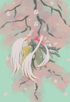 2boys antonio_salieri_(fate) antonio_salieri_(second_ascension)_(fate) blonde_hair cherry_blossoms closed_eyes closed_mouth commentary_request falling_petals fate/grand_order fate_(series) from_side full_body grey_hair grey_jacket grey_pants grey_shoes highres hug jacket long_hair long_sleeves male_focus multiple_boys multiple_wings pants partial_commentary petals shoes smile taraba_(mgo10000) translation_request very_long_hair wings wolfgang_amadeus_mozart_(fate) yaoi