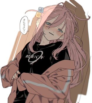 1girl blue_eyes blush bocchi_the_rock! cube_hair_ornament dayama gotoh_hitori hair_ornament highres jacket kessoku_band kessoku_band_logo kessoku_band_t-shirt long_hair looking_at_viewer off-shoulder_jacket off_shoulder pink_hair pink_jacket seductive_smile side_ahoge smile solo sweat translation_request white_background wooden_wall