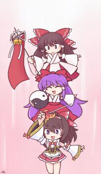 216 3girls :> :d banner battle_standard bell black_eyes bow bowtie brown_eyes brown_hair buttons commentary_request detached_sleeves flag foul_detective_satori frilled_bow frills gensokyo's_first_hakurei_miko gohei gold_trim gradient_background hair_bow hair_tubes hakama hakama_skirt hakurei_reimu hakurei_reimu_(pc-98) hand_up highres holding holding_banner holding_gohei holding_needle huge_bow japanese_clothes jingle_bell kimono kosode large_bow long_hair long_sleeves miko multiple_girls needle neptune_(series) open_mouth orb outstretched_arms pink_background purple_hair red_bow red_bowtie red_hakama red_skirt ribbon ribbon-trimmed_sleeves ribbon_trim sandals sash shanghai_alice-chan_(neptunia) shirt short_hair sidelocks signature skirt sleeve_bow sleeveless sleeveless_shirt smile spread_arms touhou touhou_(pc-98) very_long_hair war_banner war_flag white_bow white_kimono white_ribbon white_shirt white_sleeves wide_sleeves yin_yang yin_yang_orb