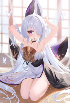 1girl absurdres aged_down armpits arms_up azur_lane black_choker bug butterfly choker commentary_request flat_chest hair_over_one_eye hair_tie_in_mouth highres insect japanese_clothes kafeifeifeifeifeifei_jiemo_jun light_blush long_hair looking_at_viewer mouth_hold purple_eyes sakuramon seiza sitting solo thigh_strap unzen-chan_(azur_lane) very_long_hair white_hair