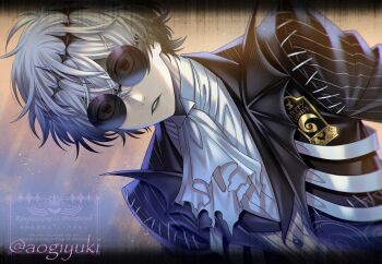 1boy aogiyuki black_crown crown diamond_hairband formal_clothes gloves highres jacket long_sleeves looking_at_viewer male_focus pinstripe_pattern pinstripe_suit pinstripe_vest round_eyewear short_hair skully_j._graves solo striped_clothes suit sunglasses the_nightmare_before_christmas twisted_wonderland vest white_hair