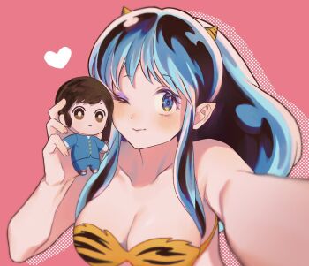1girl afterimage animal_print bikini blue_eyes blue_hair breasts check_commentary cleavage collarbone commentary commentary_request cone_horns heart holding holding_stuffed_toy horns long_hair looking_at_viewer lum moroboshi_ataru one_eye_closed pink_background pointy_ears print_bikini selfie stuffed_animal stuffed_toy swimsuit tiger_print urusei_yatsura wara_no_taba