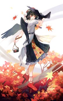 1girl autumn_leaves bird black_hair black_skirt black_wings camera commentary crow feathered_wings frilled_skirt frills geta hat hauchiwa highres leaf looking_at_viewer maple_leaf nukuyu_haru open_mouth pom_pom_(clothes) red_eyes shameimaru_aya shirt skirt smile solo symbol-only_commentary tengu-geta tokin_hat touhou white_shirt wings