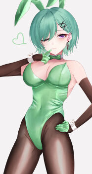 1girl absurdres animal_ears bare_shoulders bow bowtie breasts closed_mouth collar commentary_request covered_navel detached_collar earrings gloves green_bow green_bowtie green_gloves green_hair green_leotard half_gloves hand_on_own_hip heart highres jewelry kaeha leotard one_eye_closed pantyhose playboy_bunny purple_eyes rabbit_ears short_hair solo strapless strapless_leotard virtual_youtuber vspo! white_collar white_wrist_cuffs wrist_cuffs yakumo_beni