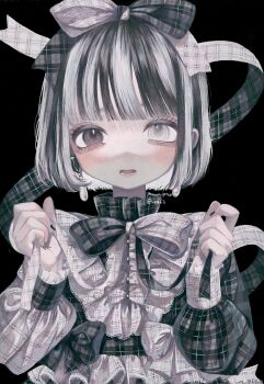 1girl black_background black_eyes black_hair bow commentary_request eyelashes frills hair_ribbon heterochromia highres long_sleeves looking_at_viewer lower_teeth_only monou_pico multicolored_bow multicolored_hair nail_polish open_mouth original ribbon short_hair simple_background solo split-color_clothes teeth two-tone_hair upper_body white_eyes white_hair