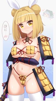 >_< 2girls armor bikini bikini_armor blue_background blunt_bangs blush border breasts bun_cover chibi chibi_inset cleavage closed_mouth commentary_request double_bun gradient_background groin hair_bun hair_intakes hair_ribbon haniwa_(statue) haniyasushin_keiki highres japanese_armor joutouguu_mayumi medium_breasts muchin_jousha multiple_girls navel ribbon shoulder_armor sode solo_focus speech_bubble swimsuit thighhighs touhou translation_request vambraces white_border white_ribbon white_thighhighs yellow_bikini yellow_eyes