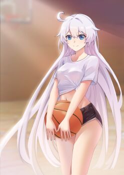 1girl absurdres ahoge ball basketball_(object) basketball_court basketball_hoop black_shorts blurry blurry_background breasts chinese_commentary closed_mouth commentary_request cowboy_shot dolphin_shorts gym highres holding holding_ball honkai_(series) honkai_impact_3rd indoors kiana_kaslana long_hair looking_at_viewer medium_breasts navel raito_(280089691) shirt short_sleeves shorts smile solo stomach very_long_hair white_hair white_shirt