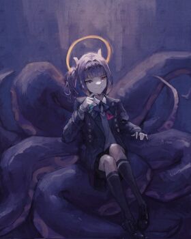 1girl black_shoes black_socks hair_ornament halo highres hololive hololive_english looking_at_viewer multicolored_eyes multicolored_hair ninomae_ina&#039;nis shoes short_hair smile socks tablicoart tentacles