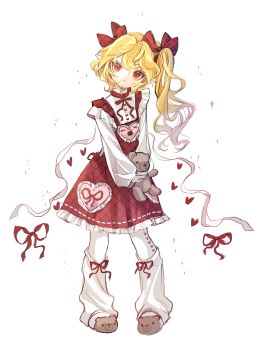 1girl 80isiiii absurdres alternate_costume animal_slippers bear_slippers bow chinese_commentary closed_mouth commentary_request dress flandre_scarlet frilled_skirt frills full_body hair_bow heart highres holding holding_stuffed_toy leg_warmers long_hair long_sleeves looking_at_viewer own_hands_together pantyhose pinafore_dress pointy_ears red_bow red_dress red_eyes red_ribbon ribbon simple_background skirt sleeveless sleeveless_dress slippers solo stuffed_animal stuffed_toy teddy_bear touhou white_background white_leg_warmers white_pantyhose wide_ponytail