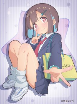 1girl absurdres alternate_costume artist_name bag bare_legs bead_bracelet beads black_jacket black_skirt blue_hair blunt_bangs blush bracelet brown_eyes brown_hair child commentary dot_nose double-parted_bangs full_body hair_ornament hairclip head_tilt highres hozuki_momiji jacket jewelry long_sleeves looking_at_viewer loose_socks melciort miniskirt multicolored_hair necktie onii-chan_wa_oshimai! paper_bag pleated_skirt red_necktie shirt shoes short_hair simple_background skirt smile sneakers socks solo star_(symbol) striped_background twitter_username two-tone_hair v vertical-striped_background w white_shirt white_shoes white_socks wing_collar