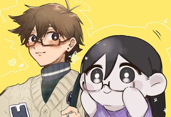 1boy black_eyes blush bright_pupils brown-framed_eyewear brown_hair cardigan character_doll closed_mouth commentary_request dark-skinned_male dark_skin doll double-parted_bangs ear_piercing glasses hair_between_eyes hero_(birthday)_(omori) hero_(faraway)_(omori) hero_(omori) highres jewelry looking_at_viewer male_focus mari_(faraway)_(omori) mari_(omori) nata_kadu official_alternate_costume omori piercing rectangular_eyewear ring short_hair simple_background smile solo something_(omori) stuffed_toy sweater turtleneck turtleneck_sweater white_cardigan white_pupils yellow_background