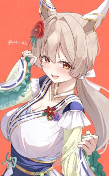 1girl animal_ears blue_hakama blush breasts brown_hair choker cleavage clothing_cutout collarbone commentary_request double-parted_bangs ear_covers flower hair_flower hair_ornament hakama hand_up highres hip_vent horse_ears horse_girl japanese_clothes kimono long_hair long_sleeves looking_at_viewer lryutanl medium_breasts official_alternate_hairstyle open_mouth orange_eyes petals red_background satono_diamond_(floral_star_prosperous_green)_(umamusume) satono_diamond_(umamusume) simple_background smile solo twitter_username umamusume upper_body white_kimono wide_sleeves