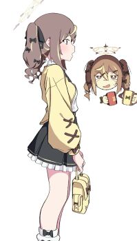 1girl bag black_bow black_skirt blonde_hair blue_archive blush bow brown_hair cardigan cup from_side hair_bow halo highres holding holding_bag holding_cup long_sleeves looking_at_viewer miyamura_(mymr06) multicolored_hair open_mouth rena_(blue_archive) simple_background skirt standing streaked_hair twintails white_background yellow_bag yellow_cardigan yellow_halo