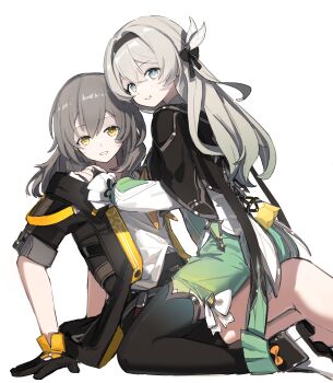 2girls absurdres black_capelet black_coat black_gloves black_hairband black_skirt bridal_gauntlets capelet coat commentary firefly_(honkai:_star_rail) gloves gradient_hair green_hair green_skirt green_thighhighs grey_hair hairband highres honkai:_star_rail honkai_(series) long_hair long_sleeves looking_at_viewer miniskirt multicolored_hair multiple_girls open_clothes open_coat parted_lips purple_hair shirt simple_background skirt stelle_(honkai:_star_rail) thighhighs trailblazer_(honkai:_star_rail) vespark white_background white_shirt yellow_eyes yuri