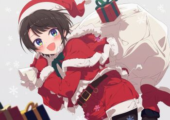 1girl belt blue_eyes blush boots bow box brown_hair brown_pantyhose capelet christmas_present commentary_request fang gift gift_box gloves green_bow hat highres holding holding_sack hololive kiriri_20 long_sleeves looking_at_viewer oozora_subaru open_mouth pants pantyhose pom_pom_(clothes) red_boots red_capelet red_gloves red_pants red_shorts sack santa_hat shirt short_hair shorts skin_fang skirt smile snowflakes solo star_(symbol) virtual_youtuber white_shirt