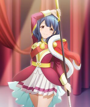 1girl arm_up belt blue_hair blush brown_eyes closed_mouth coat cowboy_shot curtains dot_nose fur-trimmed_jacket fur_trim game_cg hanayagi_kaoruko holding holding_polearm holding_weapon jacket jacket_on_shoulders long_sleeves looking_at_viewer medium_hair official_art polearm red_coat red_jacket red_sash sash shoujo_kageki_revue_starlight skirt smile solo spotlight stage_curtains third-party_source toji_no_miko toji_no_miko:_kizamishi_issen_no_tomoshibi weapon white_skirt yellow_belt