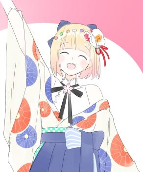 1girl arm_up blonde_hair blue_bow blue_hakama blunt_bangs bob_cut bow closed_eyes facing_viewer fang floral_print hair_bow hair_ornament hakama hakama_skirt hashtag-only_commentary hololive japanese_clothes kanzashi kikumon kimono momosuzu_nene momosuzu_nene_(new_year) off_shoulder official_alternate_costume official_alternate_hair_length official_alternate_hairstyle open_mouth pink_background print_kimono shirt skirt smile solo teeth tsumami_kanzashi two-tone_background upper_teeth_only uuoftn virtual_youtuber white_background white_kimono white_shirt