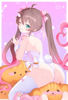 1girl :d ;d absurdres ahoge alternate_costume aqua_eyes ass bare_shoulders barefoot bow brown_hair commentary detached_collar double-parted_bangs fake_tail felixkohai from_behind gradient_hair grin hair_between_eyes hair_bow heart heart_in_eye highres hololive leg_warmers leotard long_hair looking_at_viewer looking_back matsurisu median_furrow multicolored_hair natsuiro_matsuri one_eye_closed open_mouth pink_bow pink_hair pink_leg_warmers playboy_bunny rabbit_tail shoulder_blades sidelocks sitting smile soles solo strapless strapless_leotard symbol_in_eye tail thighhighs twintails virtual_youtuber white_leotard white_thighhighs wrist_cuffs