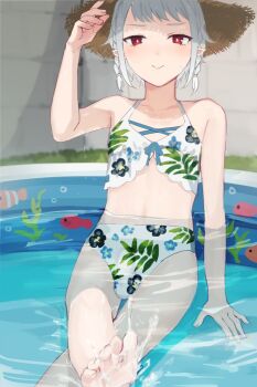 1boy against_wall animal_print arm_up barefoot bikini blush braid bright_pupils bulge check_commentary closed_mouth collarbone commentary commentary_request crossdressing crossdressing_(mtf) crossed_legs dot_nose elf elf_boy_(sunaba_(nczd5875)) fish_print floral_print floral_print_bikini foot_out_of_frame grass grey_hair grey_scrunchie hair_ornament hair_scrunchie hat in_water looking_at_viewer male_focus medium_hair navel original outdoors pointy_ears pool print_bikini red_eyes scrunchie shadow side_braids sidelocks sitting smile solo splashing straw_hat sunaba_(nczd5875) swimsuit trap wet white_bikini white_pupils