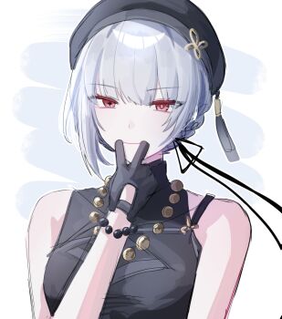 1girl bare_shoulders beret black_gloves black_hat black_shirt breasts closed_mouth commentary_request fingersmile gloves grey_hair hat highres looking_at_viewer medium_breasts medium_hair mismatched_irises red_eyes sanhua_(wuthering_waves) shirt sleeveless sleeveless_shirt solo soyogi_nrso tacet_mark_(wuthering_waves) upper_body wuthering_waves