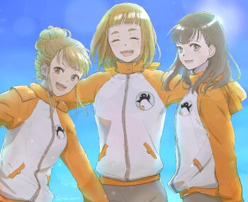 3girls :d backlighting blue_eyes brown_eyes brown_hair closed_eyes commentary grey_hair hood hooded_jacket jacket lens_flare logo miyake_hinata multicolored_jacket multiple_girls open_mouth orange_jacket outstretched_arms shiraishi_yuzuki smile sora_yori_mo_tooi_basho standing tamaki_mari two-tone_jacket upper_body white_jacket winter_clothes yakan_(toniinonoutaumahou)