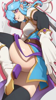 1girl absurdres ahoge armor armpits artist_name ass belt blue_hair blue_tunic boots breastplate breasts commentary commission commissioner_upload cowboy_shot earrings elbow_gloves english_commentary fire_emblem fire_emblem:_genealogy_of_the_holy_war from_below gloves grey_background headband highres holding holding_sword holding_weapon jewelry knee_up legs looking_at_viewer looking_down medium_breasts mixed-language_commentary nintendo original popped_collar purple_eyes sash selia_(mrtalkingdino) short_hair sidelocks simple_background skindentation sleeveless smile solo sword tettora thick_thighs thighs tomboy tunic vgen_commission weapon white_background white_headband