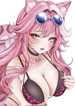 1girl animal_ears animal_print armpit_crease bare_shoulders bikini black_bikini black_choker blush bow_necklace breasts choker cleavage collarbone commentary english_commentary eyeshadow eyewear_on_head fangs fingernails glint hair_intakes highres hololive hololive_english large_breasts leopard_print leopard_print_bikini long_hair looking_at_viewer makeup multicolored_hair nail_polish nimi_sama open_mouth panther_ears panther_girl panther_tail pink_bikini pink_hair pink_lips pink_nails pink_tail print_bikini raora_panthera red_eyeshadow round_eyewear signature simple_background solo streaked_hair sunglasses swimsuit tail teeth virtual_youtuber white_background yellow_eyes