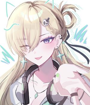 1girl blonde_hair blush braid braided_bangs breasts cleavage commentary earrings hair_ornament headphones headphones_around_neck highres jewelry long_hair looking_at_viewer lynae_(wuthering_waves) mole necklace one_eye_closed open_mouth portrait purple_eyes skull_hair_ornament smile solo soyogi_nrso star_(symbol) star_earrings w wuthering_waves