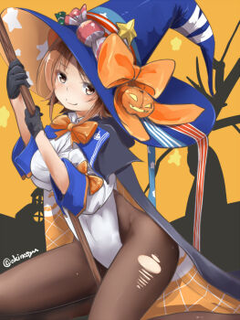 1girl akino_shuu artist_name black_gloves blue_hat bow breasts brown_eyes brown_hair brown_pantyhose cape closed_mouth commentary_request gloves halloween hat hat_bow kantai_collection large_breasts leotard long_hair looking_at_viewer orange_bow pantyhose richard_p._leary_(halloween)_(kancolle) richard_p._leary_(kancolle) richard_p._leary_kai_(kancolle) short_hair smile solo torn_clothes torn_pantyhose twitter_username white_leotard witch_hat