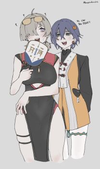 2girls :3 ? arms_behind_back belle_(delicate_sunlight)_(zenless_zone_zero) belle_(zenless_zone_zero) black_dress blonde_hair blue_hair blush breasts china_dress chinese_clothes clothing_cutout commentary covered_groin cropped_legs cutout_above_navel dress earrings english_commentary english_text green_eyes grey_background hand_fan highleg highleg_dress highres holding holding_fan jewelry large_breasts mandarin_collar meous multiple_girls open_mouth orange_dress paper_fan pelvic_curtain purple_eyes short_hair side_slit simple_background skindentation sweatdrop sweety_(zenless_zone_zero) talking teeth thigh_strap twitter_username upper_teeth_only zenless_zone_zero