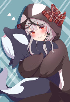1girl absurdres animal_hood black_hair blush fang grey_hair hair_ornament heart highres hololive hood hugging_object looking_at_viewer mimo_(mimo_illust) orca_hood red_eyes sakamata_chloe skin_fang smile solo stuffed_orca virtual_youtuber x_hair_ornament