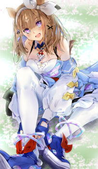 1girl almond_eye_(umamusume) animal_ears blue_eyes blue_gloves bow_hairband breasts brown_hair cleavage colored_inner_hair detached_sleeves fingerless_gloves gloves hair_ornament hairband hairclip horse_ears horse_girl horse_tail kagino long_hair looking_at_viewer multicolored_hair sitting solo symbol-shaped_pupils tail tying_footwear umamusume white_hairband white_sleeves x-shaped_pupils