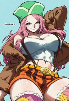 1girl absurdres arm_behind_head artist_name blue_background breasts bright_pupils brown_jacket closed_mouth commentary cowboy_shot green_hat hat highres jacket jewelry_bonney komatsuki_n large_breasts lips long_hair looking_at_viewer midriff navel one_piece open_clothes open_jacket orange_shorts pink_hair pink_thighhighs purple_eyes short_shorts shorts simple_background smile solo suspender_shorts suspenders tank_top thighhighs twitter_username v-shaped_eyebrows white_pupils white_tank_top