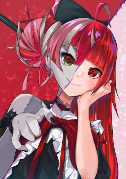 2girls black_bow black_dress black_nails bow chankuro colored_skin dress dual_persona fang gradient_eyes green_eyes grey_hair grey_skin hair_bow hair_bun hand_on_own_cheek hand_on_own_face highres hololive hololive_indonesia kureiji_ollie long_hair multicolored_eyes multicolored_hair multiple_girls nail_polish olivia_(kureiji_ollie) pink_hair red_bow red_eyes red_hair single_hair_bun skin_fang smile solo_focus split_screen virtual_youtuber zombie