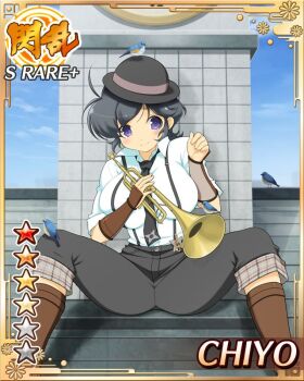 1girl animal animal_on_head arm_guards bird bird_on_head black_hair black_hat black_necktie black_pants border bowler_hat breasts card_(medium) character_name chiyo_(senran_kagura) day english_text fingerless_gloves game_cg german_clothes gloves hat instrument large_breasts lederhosen long_hair messy_hair necktie official_alternate_costume official_art on_head pants purple_eyes rooftop senran_kagura senran_kagura_new_wave shirt short_hair shuriken_print solo spread_legs suspenders trumpet white_shirt