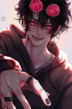 1boy bags_under_eyes black_hair black_hoodie black_nails chain chain_necklace double-parted_bangs eyewear_on_head glowing glowing_eyes grin hair_between_eyes highres hood hood_down hoodie jewelry looking_at_viewer male_focus multiple_rings necklace original reaching reaching_towards_viewer red-tinted_eyewear red_eyes ring sharp_teeth short_hair sidelighting smile solo teeth tinted_eyewear upper_body wormudon