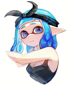 1girl black_hairband blue_eyes blue_pupils bow_hairband breasts cleavage closed_mouth commentary_request hairband inkling inkling_girl inkling_player_character kodak_painter looking_at_viewer medium_hair nintendo pointy_ears simple_background solo splatoon_(series) splatoon_3 tentacle_hair thick_eyebrows upper_body white_background