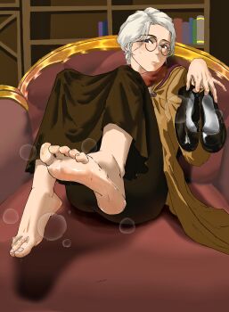 1girl absurdres barefoot blush chang_a_chang_a_chang feet glasses highres holding holding_shoes holding_unworn_clothes looking_at_viewer medium_hair original purple_eyes round_eyewear shoes soles steam sweat toes unworn_shoes white_hair