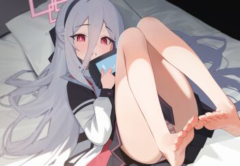 1girl absurdres barefoot black_hairband black_skirt blue_archive feet hairband halo highres holypotato0 kei_(blue_archive) kei_(new_body)_(blue_archive) loli long_hair looking_at_viewer lying on_back panties parted_lips pillow red_eyes red_halo shirt skirt soles solo striped_clothes striped_panties toes underwear very_long_hair white_hair white_shirt