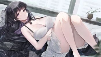 1girl black_hair breasts cleavage colored_inner_hair dress indie_virtual_youtuber indoors kurage_cc large_breasts long_hair looking_at_viewer lying multicolored_hair on_back on_bed purple_eyes ririsya solo streaked_hair virtual_youtuber white_dress window