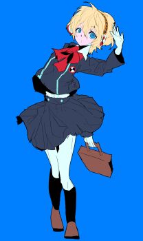 1girl absurdres aigis_(persona) android bag black_jacket black_skirt black_socks blonde_hair blue_background blue_eyes bow bowtie brown_bag brown_shoes full_body gekkoukan_high_school_uniform gold_hairband hair_between_eyes hairband hand_up highres holding holding_bag jacket kneehighs long_sleeves looking_at_viewer persona persona_3 red_bow red_bowtie robot_ears school_bag school_uniform shoes simple_background skirt socks solo standing waka_o3o wing_collar