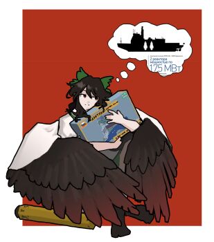 1girl black_hair bow cape feathered_wings gnom_na_korable hair_between_eyes hair_bow highres hugging_object medium_hair red_background red_bow red_eyes reiuji_utsuho solo speech_bubble thought_bubble touhou white_cape wings