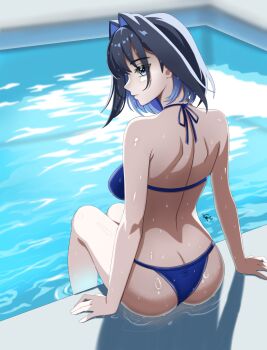 1girl absurdres alternate_costume ass bikini blue_bikini blue_eyes breasts butt_crack cats_in_abox from_behind highres hololive hololive_english medium_breasts ouro_kronii partially_submerged pool poolside signature sitting solo swimsuit virtual_youtuber
