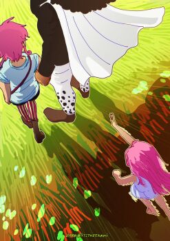 1boy 2girls back bag barefoot bartholomew_kuma black_hair boots cape commentary dress family full_body ginny_(one_piece) highres itstheenami jewelry_bonney long_hair multiple_girls one_piece pink_hair running satchel sleeveless sleeveless_dress twitter_username white_cape