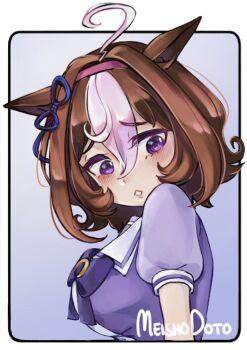 1girl ahoge border breasts brown_hair character_name commentary english_commentary from_side hair_between_eyes highres kingjoshua large_breasts looking_to_the_side meisho_doto_(umamusume) multicolored_hair outside_border parted_lips pink_hair purple_background purple_eyes purple_shirt school_uniform shirt short_hair solo streaked_hair tracen_school_uniform umamusume white_border